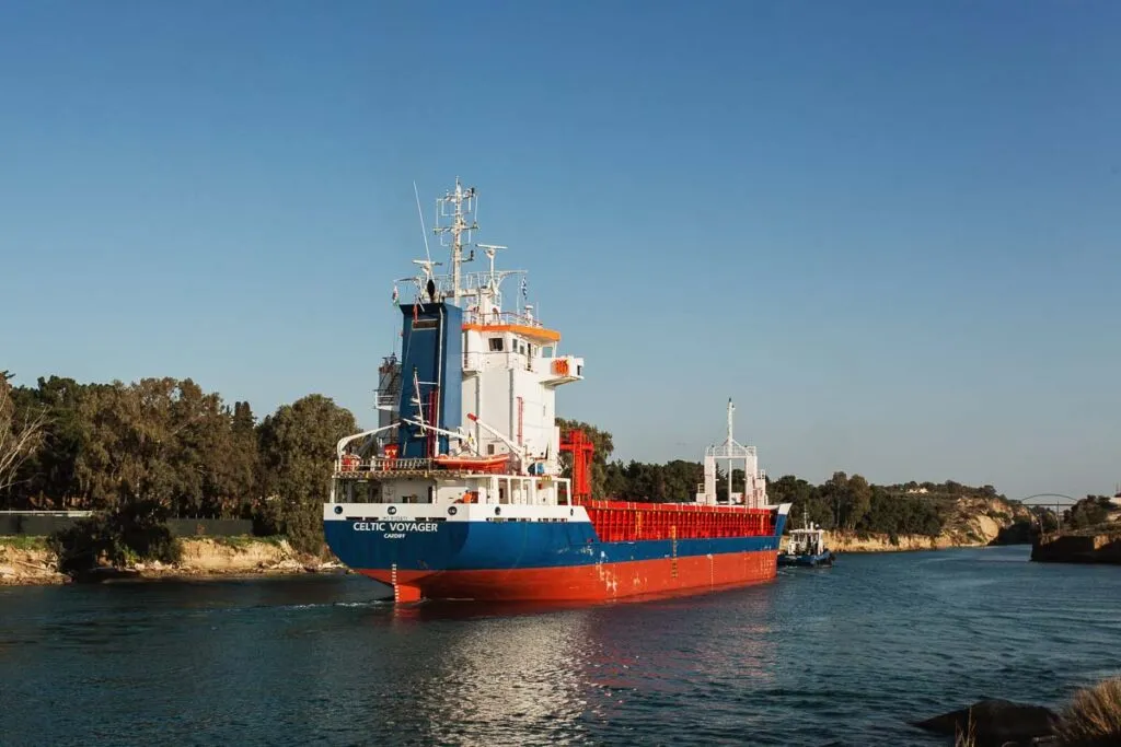 Celtic Voyager: Corinth Canal Crossing, West to East, photo 6
