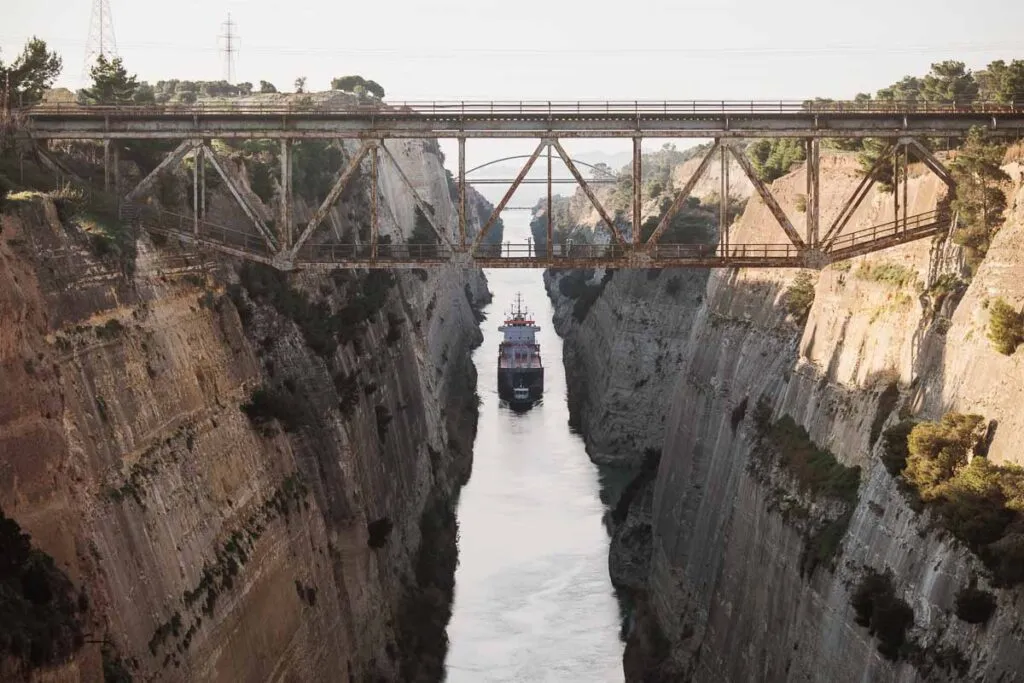 Celtic Voyager: Corinth Canal Crossing, West to East, photo 8