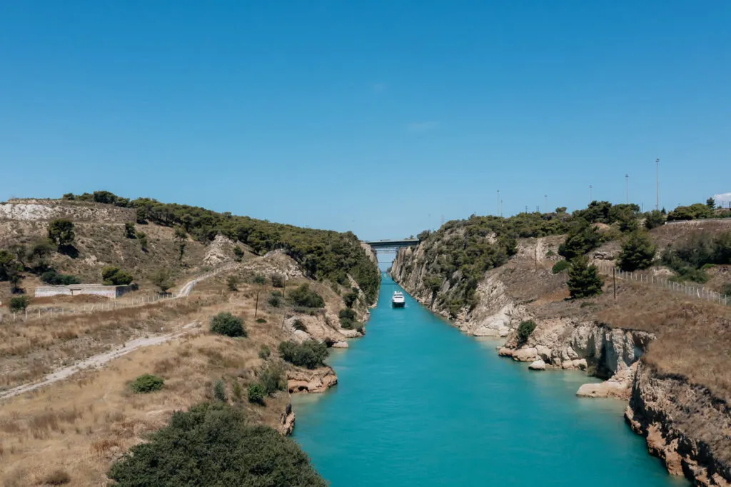 Nati Tre: Private yacht photo and video coverage during Corinth Canal crossing. Drone and by land footage from unique viewpoints., photo 6