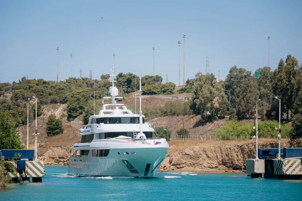 Nati Tre: Private yacht photo and video coverage during Corinth Canal crossing. Drone and by land footage from unique viewpoints., photo 7