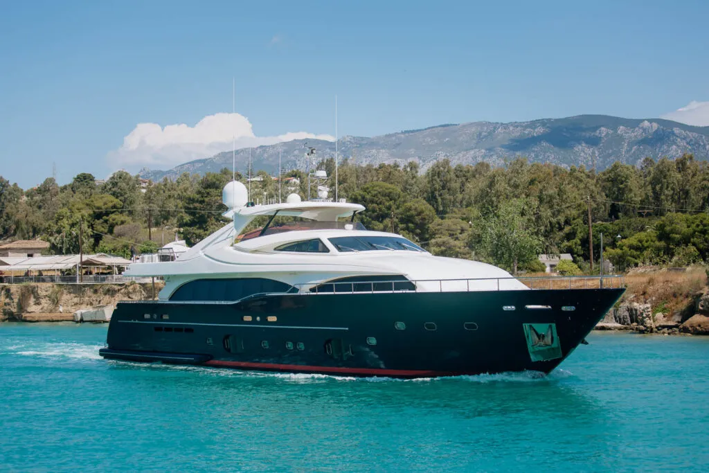 Nati Tre: Private yacht photo and video coverage during Corinth Canal crossing. Drone and by land footage from unique viewpoints., photo 15