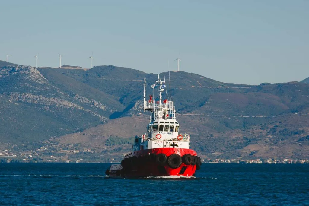 Tsavliris Tugs: Patras Port, photo 4