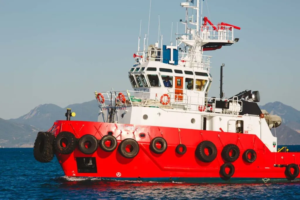 Tsavliris Tugs: Patras Port, photo 6