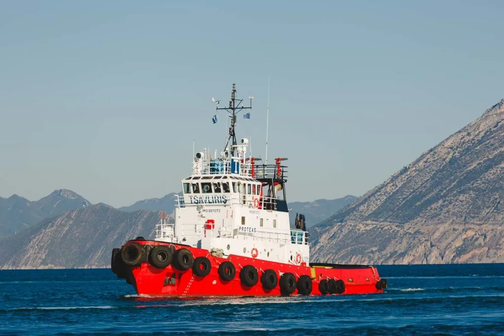 Tsavliris Tugs: Patras Port, photo 8