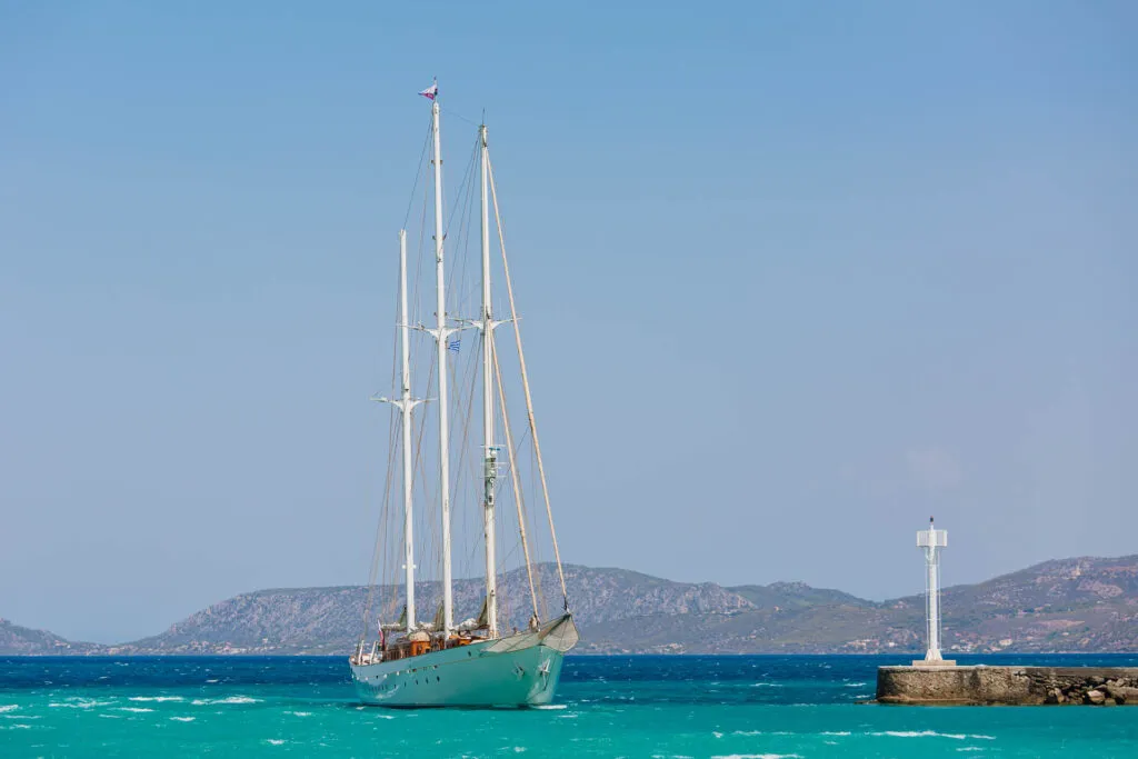 Xarifa: Vintage Schooner Passing Corinth Canal, photo 4