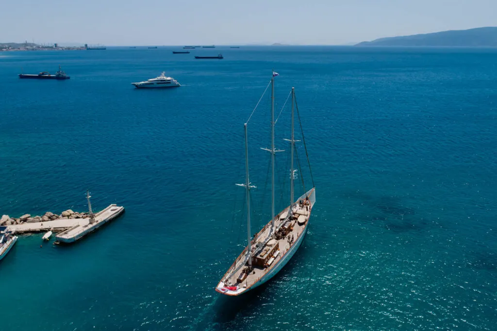 Xarifa: Vintage Schooner Passing Corinth Canal, photo 13